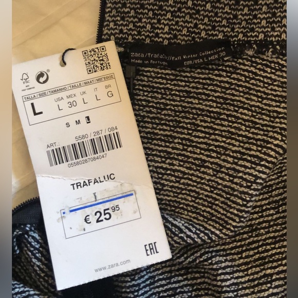 Zara turtle neck black romper size L - Picture 3 of 4